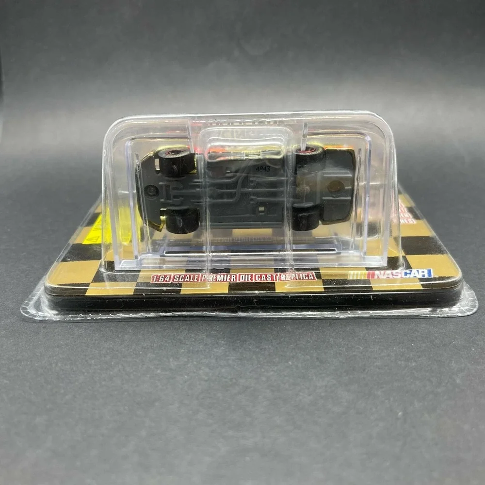 Racing‎ Champions Bell South #87 Joe Nemechek Chevrolet Monte Carlo 50th 1/64